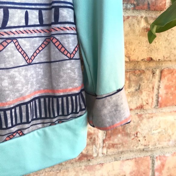 Arden Furtado Sheer Raglan multi color longsleeve - Picture 2 of 11